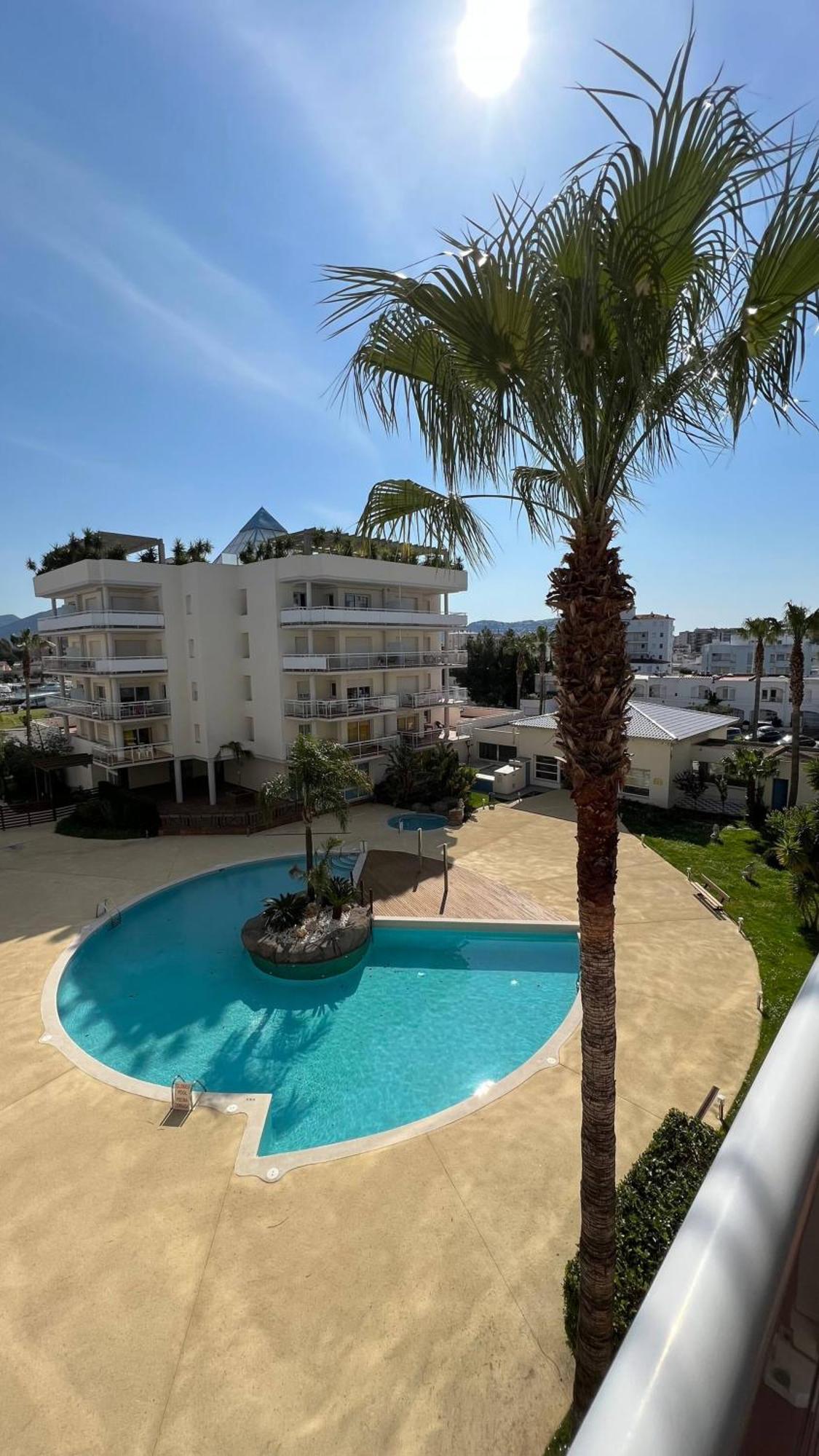 Ferienwohnung Bonito Piso En Roses Con Piscina Y Parking Av-66 Exterior foto