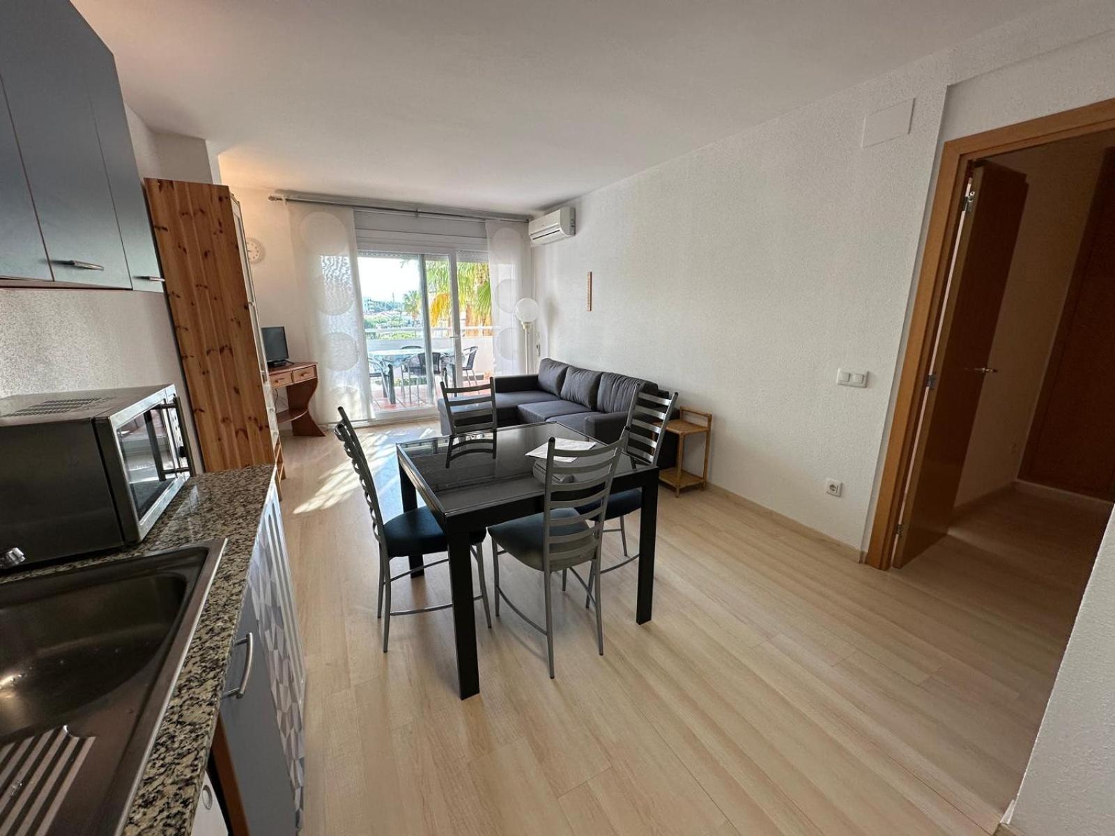 Ferienwohnung Bonito Piso En Roses Con Piscina Y Parking Av-66 Exterior foto