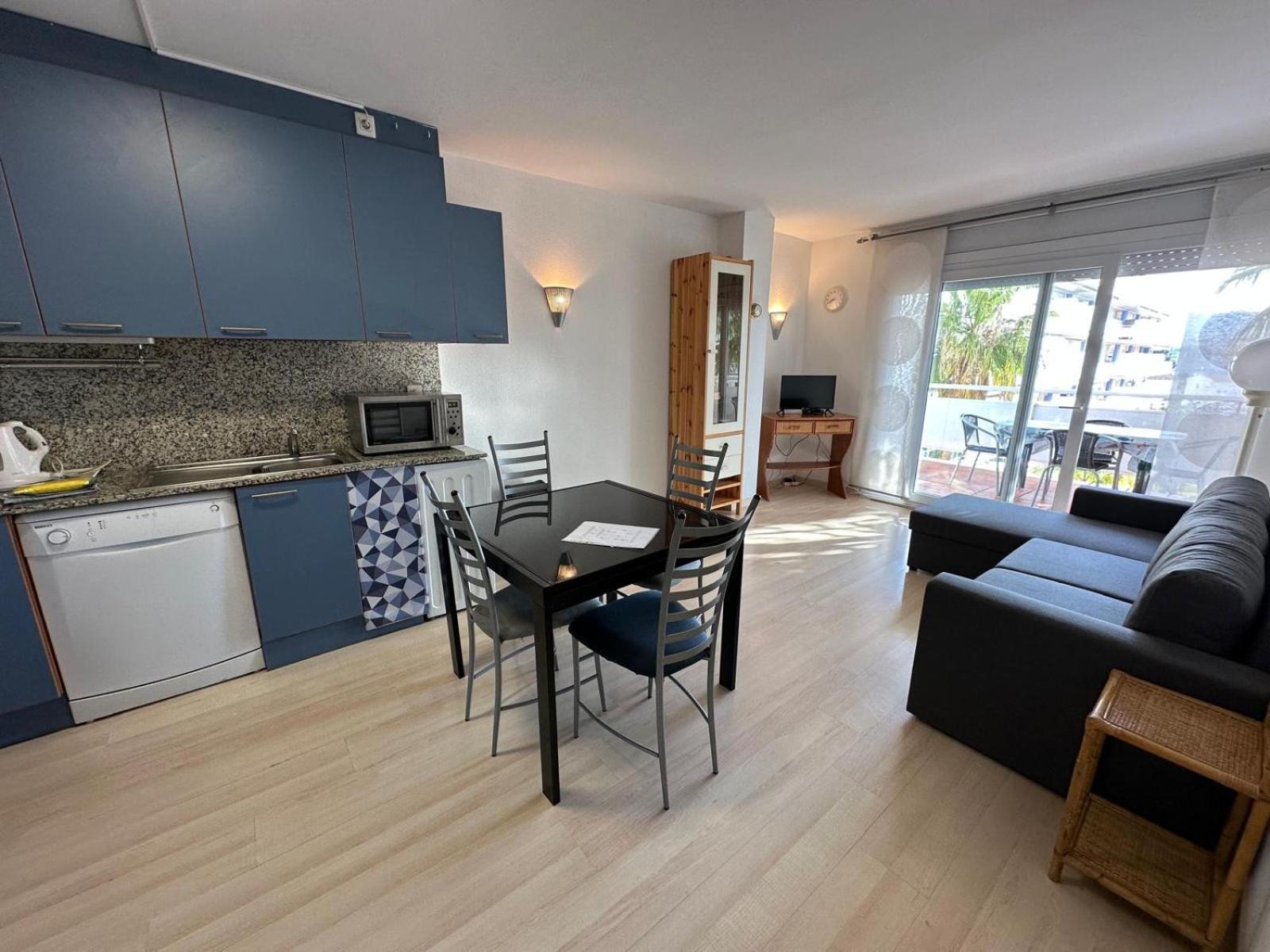 Ferienwohnung Bonito Piso En Roses Con Piscina Y Parking Av-66 Exterior foto